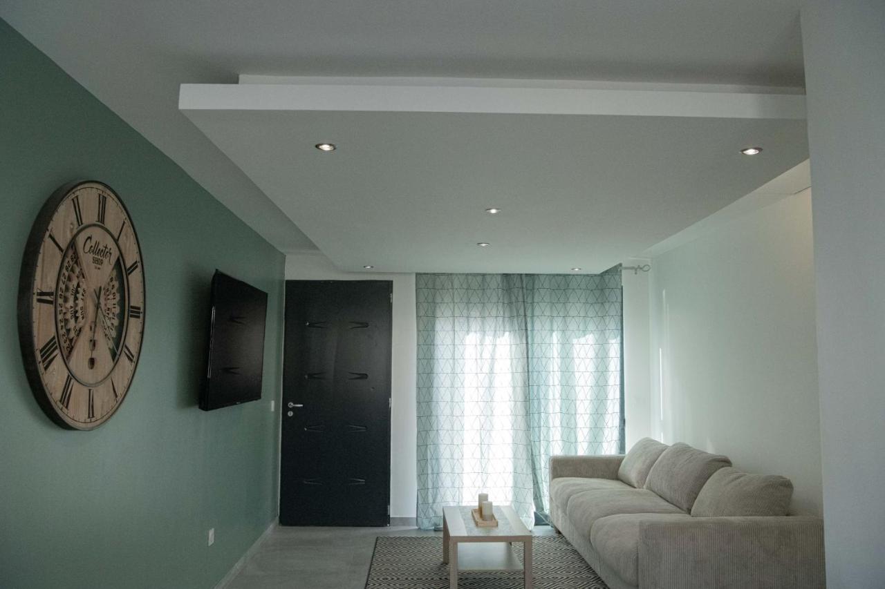 Studio Meuble Avec Terrasse Port-de-Bouc Exteriér fotografie